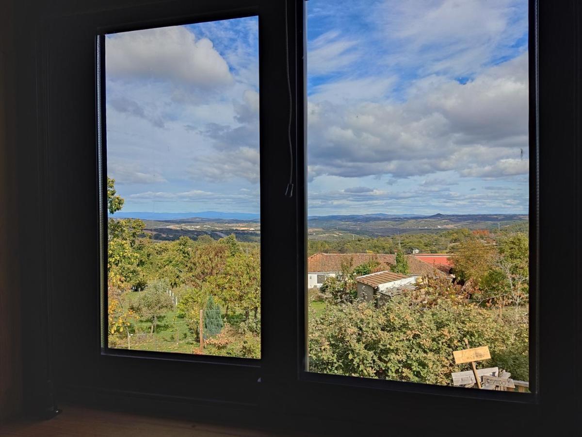 Tinyhouse Rossas Villa Santa Comba de Rossas ภายนอก รูปภาพ
