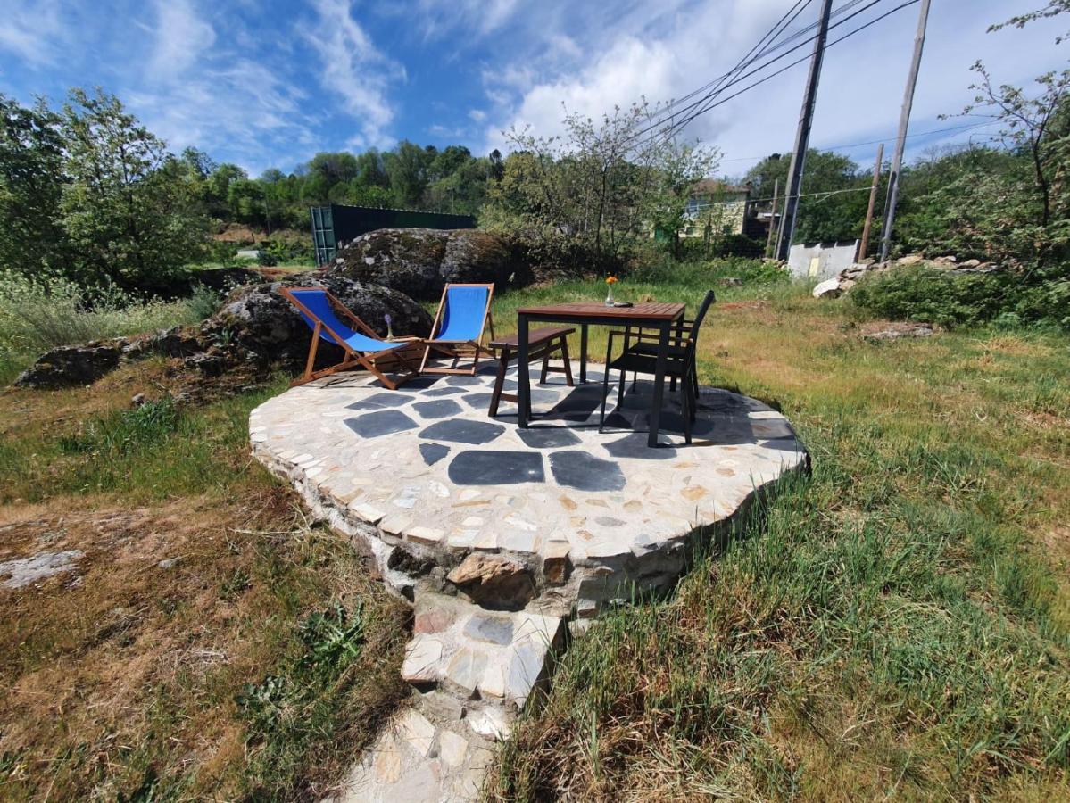 Tinyhouse Rossas Villa Santa Comba de Rossas ภายนอก รูปภาพ